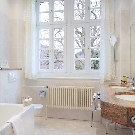 Отель Und Restaurant Burg Schnellenberg