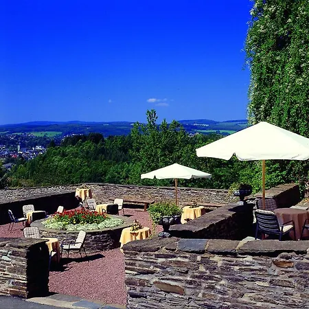 Und Restaurant Burg Schnellenberg