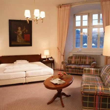 Hotel Und Restaurant Burg Schnellenberg Attendorn