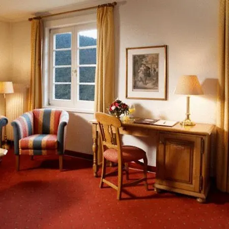 Und Restaurant Burg Schnellenberg Attendorn