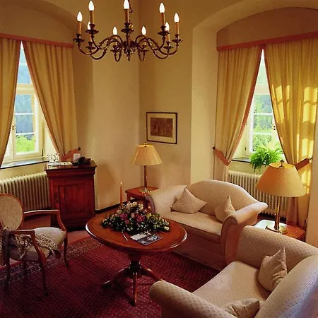 Hotel Und Restaurant Burg Schnellenberg Attendorn