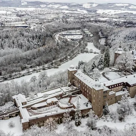 Und Restaurant Burg Schnellenberg Hotel 4*