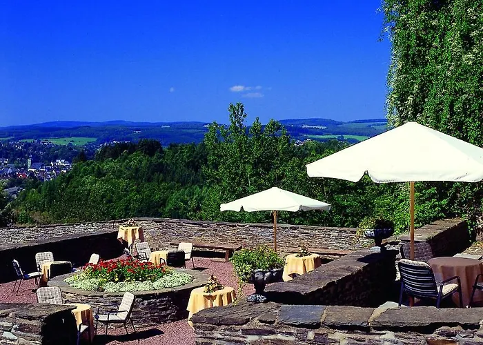 Und Restaurant Burg Schnellenberg