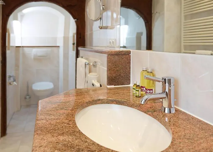 Und Restaurant Burg Schnellenberg 4* Attendorn