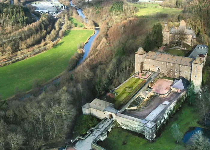 Und Restaurant Burg Schnellenberg