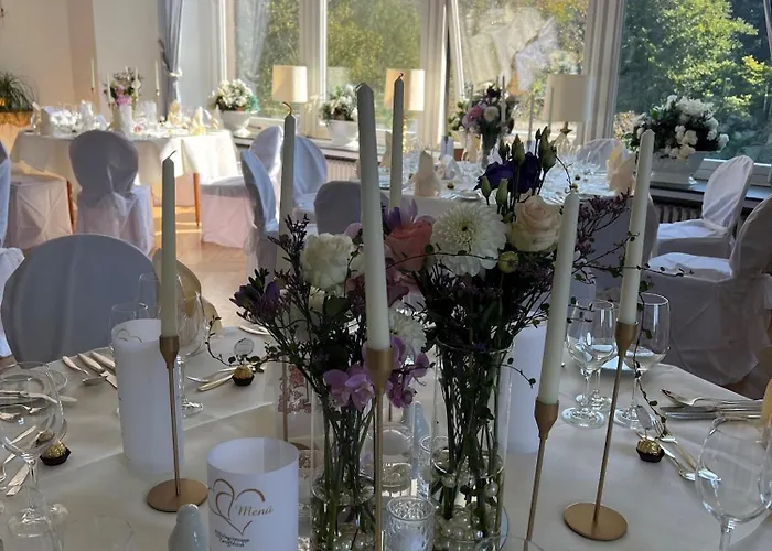 Und Restaurant Burg Schnellenberg Attendorn